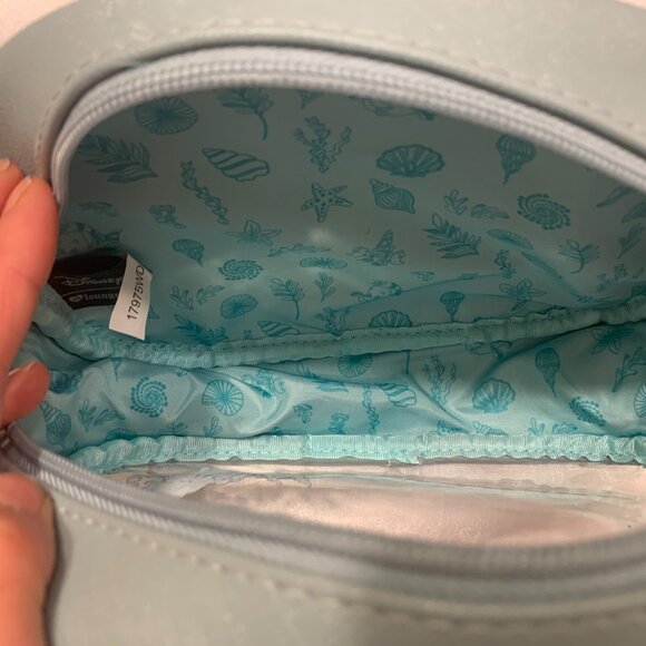Disney Loungefly the Little Mermaid Travel Vanity Bag Pouch - Picture 5 of 11